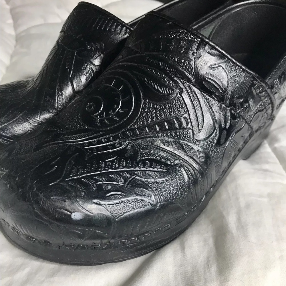 DANSKO SHOES SIZE 37